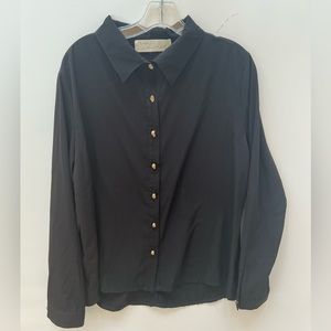 Vintage Havana black button down shirt with gold skull buttons. Size Large.